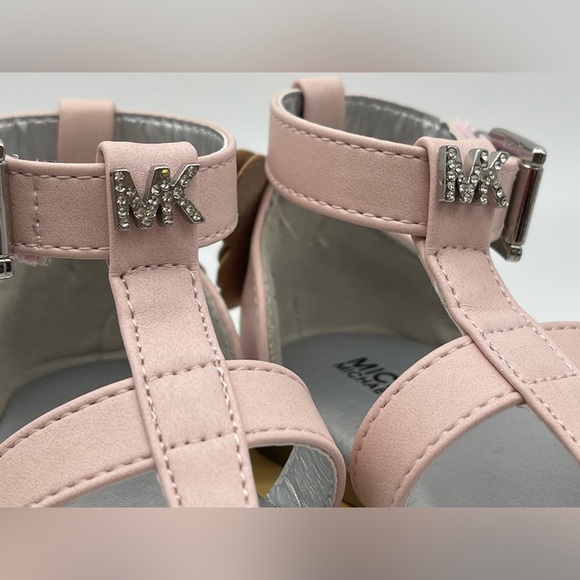 Michael Kors Girl’s Tilly Butterfly Sandals - Picture 10 of 16